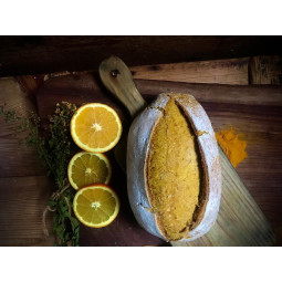 Pan con naranja y cúrcuma